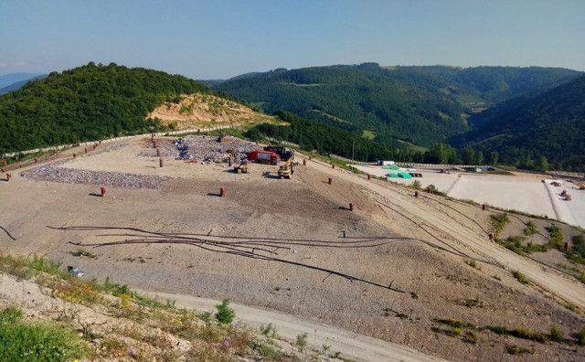 Prvi kamioni s mostarskim otpadom pristižu u Zenicu