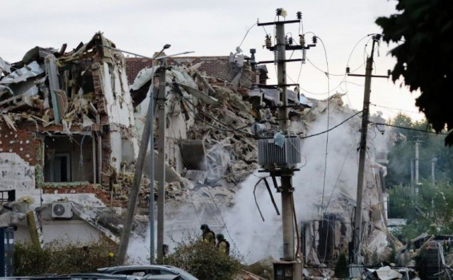 Kijev na udaru stotina dronova i projektila