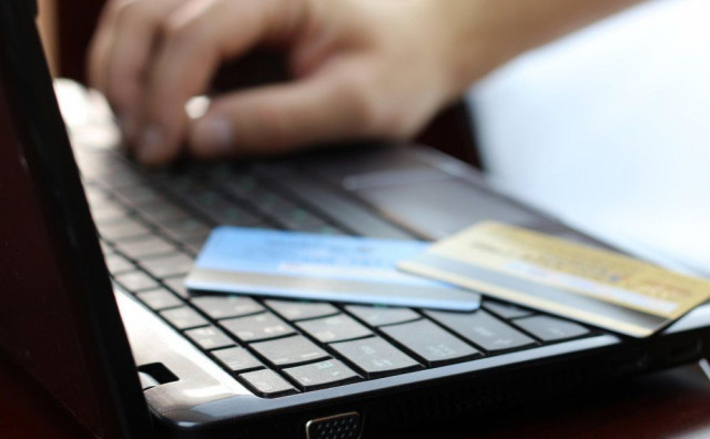 Kako su preko noći tisuće građana Hrvatske ostale bez novca zbog 'piramidalne sheme'?