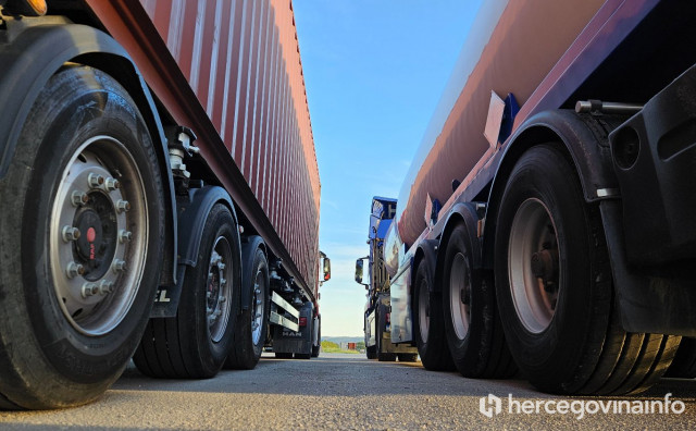 Od 1. siječnja papirne dozvole za prijevoznike postaju prošlost