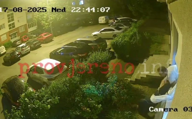 Pogledajte kako je vlasnik stana dočekao provalnika koji je ušao kroz prozor