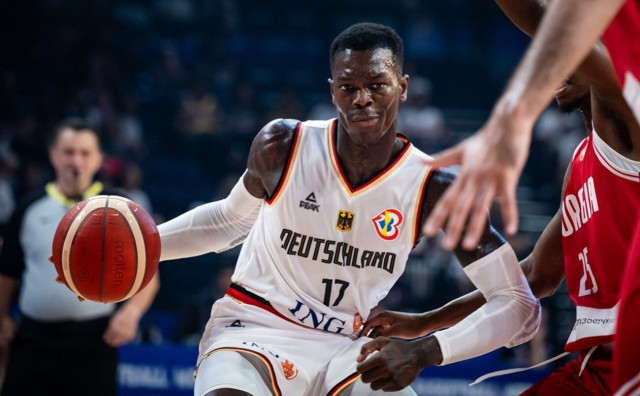 Finci nisu mogli do nove senzacije, sjajni Schröder vodi Njemačku do zlata