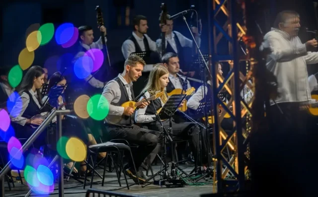 Zapažen nastup Tamburaškog orkestra Mostar na festivalu ‘Zlatne žice Slavonije’