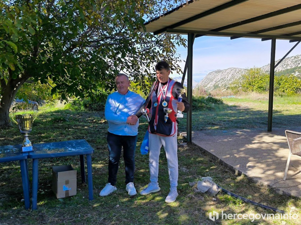 Lovno streljaštvo Neum