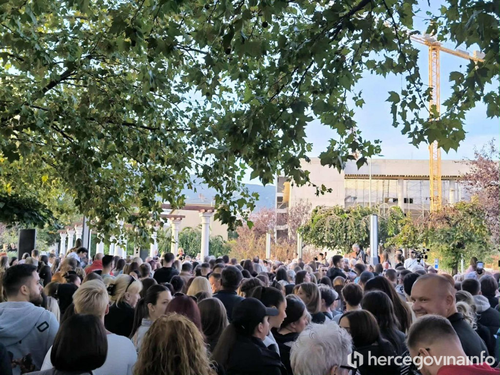 Mostarci odali počast Halidu Bešliću