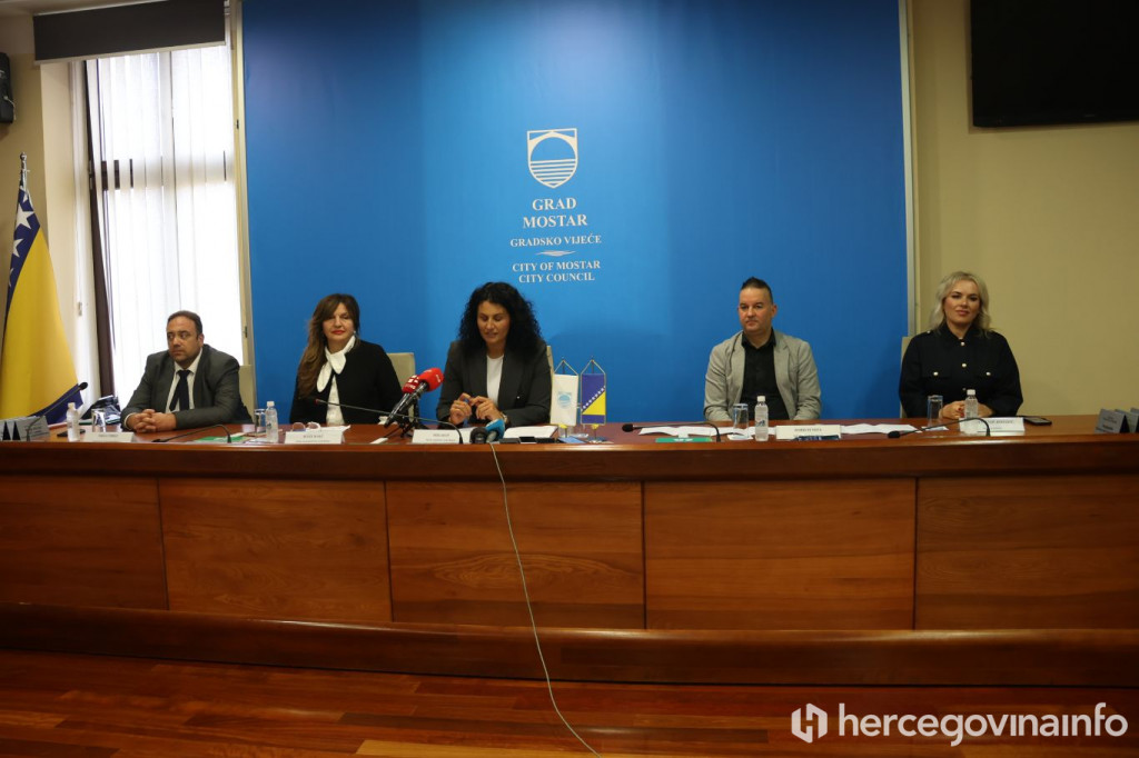 Predstavnici Grada Mostara predstavili su program Adventa i dočeka Nove 2026.