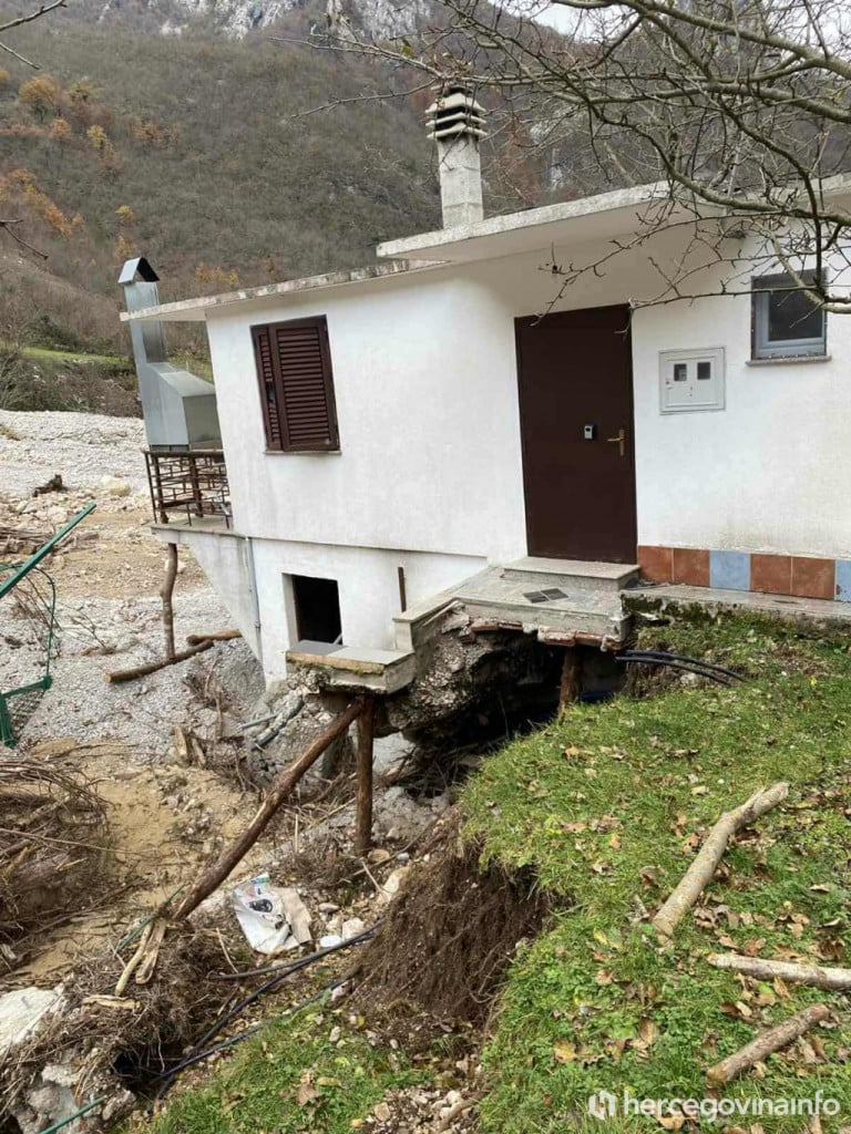 Selo Diva Grabovica kod Mostara i godinu nakon poplava ostaje bez pomoći