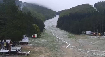 Snijeg zabijelio Blidinje ranije nego inače