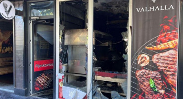 Podgorica ne miruje, nakon napada na mladića, demoliran kafić u vlasništvu turskog državljanina