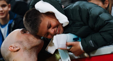 Emotivni trenutak nakon utakmice Zrinjskog: Gesta Gorana Karačića i suze dječaka