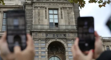 Uhićeno još pet osumnjičenika zbog pljačke u Louvreu