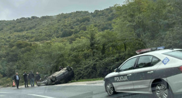 Nezgoda na Bradini, automobil na krovu