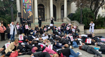 Žene oboljele od raka dojke upozorile na liste čekanja i neadekvatno liječenje