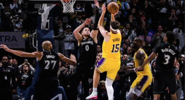 Reaves donio Lakersima pobjedu