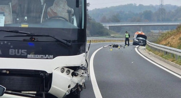 sudar bus i golf iz BiH Karlovac