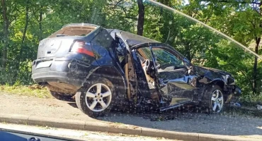 Volkswagen sletio kod Gruda, jedna osoba ozlijeđena