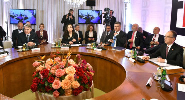 Zoran Milanović u Draču: 'Europska unija više nije sila kakva je mislila da jest'