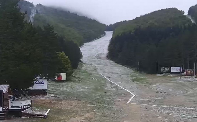 Snijeg zabijelio Blidinje ranije nego inače