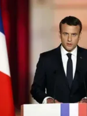 Macron nakon nereda u Francuskoj: Odgovorni za nasilje i pljačku bit će kažnjeni