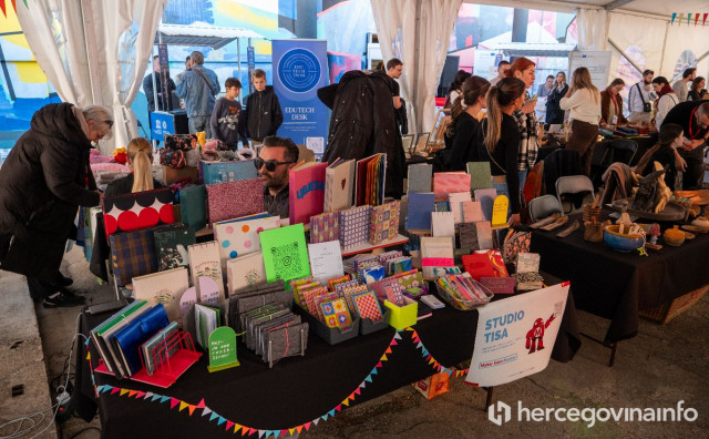 Maker Faire Mostar 2025: Pedesetak izlagača iz regije pokazalo inovacije, rukotvorine i 3D tehnologiju