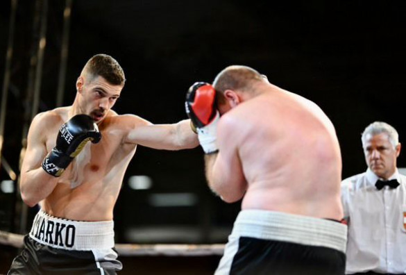 Marko Kraljević se vratio pobjednički: Boksač iz Širokog Brijega slavio na Balkan Boxing Eventu