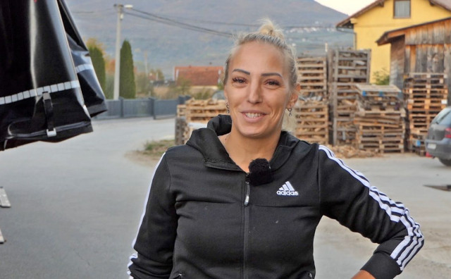 Ona ne traži izgovore, vozi kamion od 40 tona kroz Balkan sama