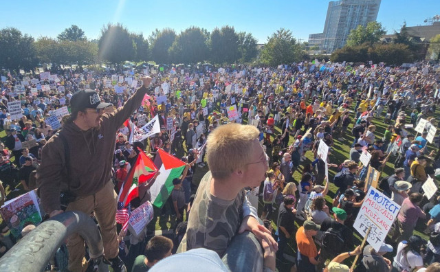 Milijuni Amerikanaca na 'No Kings' prosvjedima protiv Trumpove politike