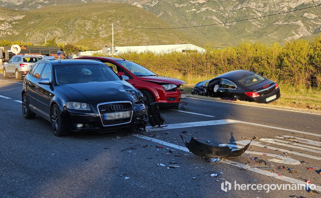 Više ozlijeđenih u prometnoj nesreći na cesti M-17 u Mostaru