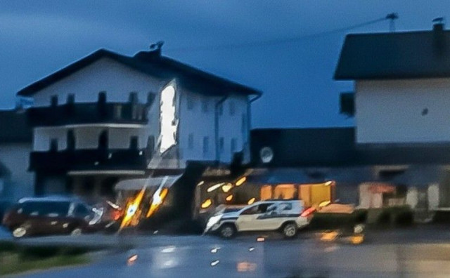 Pucnjava u Uskoplju: Upucao sina i policajca, a zatim pokušao presuditi i sebi