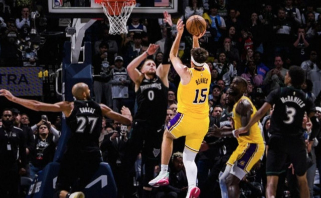 Reaves donio Lakersima pobjedu u zadnjoj sekundi, Jokić nastavlja savršeni niz