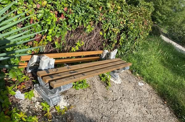 Nastavljena devastacija parkova u Bijelom Polju