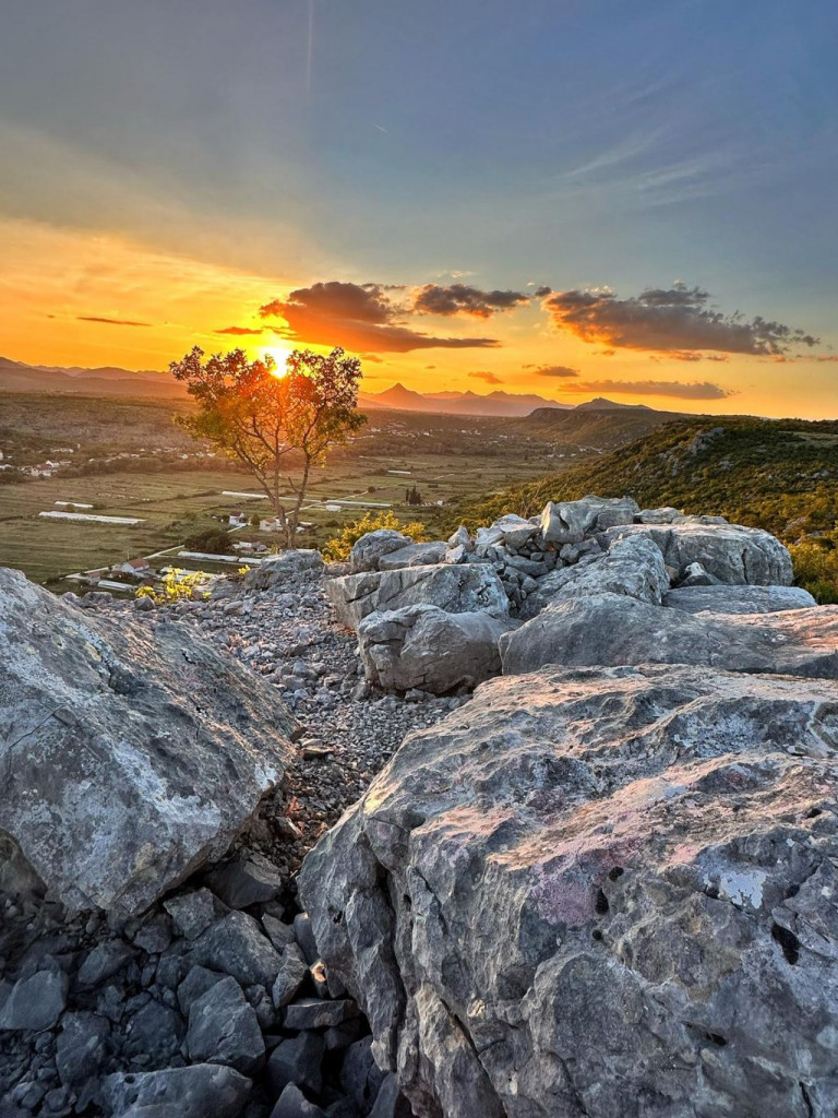 Zidana Gomila Daupovina Miletina