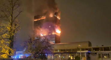 Gori zgrada Vjesnika u Zgrebu