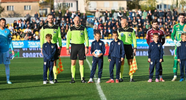 Iz Posušja na društvenim mrežama ironično komentirali prvo poluvrijeme, sudac Kazlagić dobio posebnu 'zahvalu'
