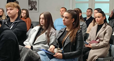 Maturanti se upoznali s programima HKS Zagreb