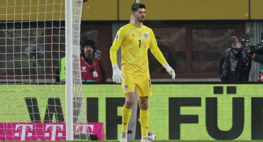 Nikola Vasilj: 'Ovo boli nenormalno, jedva sam ustao iz svlačionice'