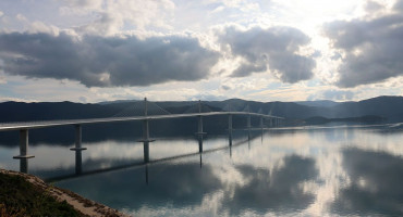 Pelješki most
