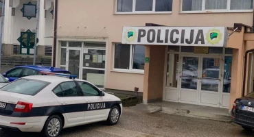 Muškarac umro u policijskoj stanici dan nakon što je prijavljen za nasilje u obitelji