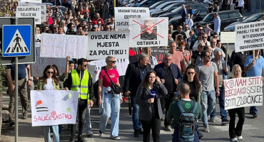 UKC Tuzla objavio nove informacije o stanju hospitaliziranih, danas veliki prosvjed