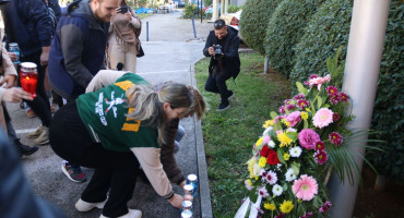 Zdravstveni djelatnici poručili: Ili aneks ili blokada prometnica i šator pred Vladom HNŽ