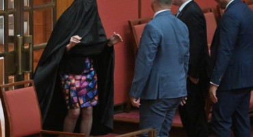 Senatorica Pauline Hanson burka