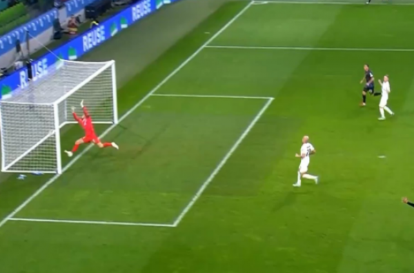 Žan Karničnik nevjerojatnim autogolom dotukao Sloveniju