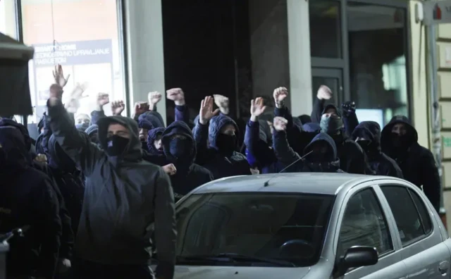 Zbog ove pjesme Boysi dobivaju prijave jer hrvatska vlast smatra da je ustaška