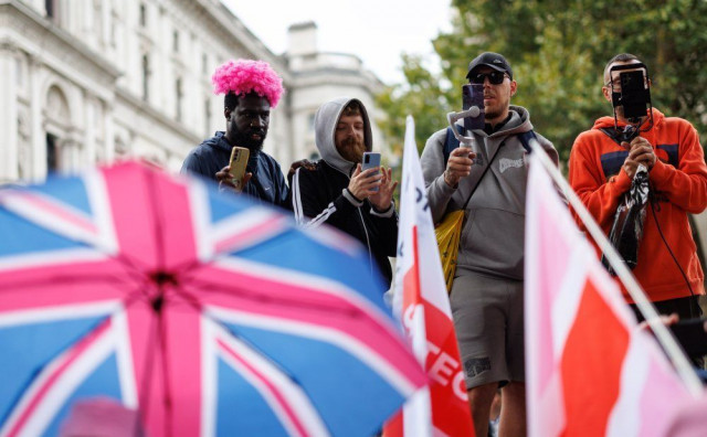 Britanija najavila najveću reviziju politike prema tražiteljima azila