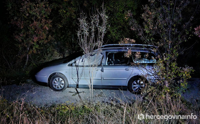 Nekoliko migranata pronađeno uz cestu Široki-Mostar, krili se u automobilu