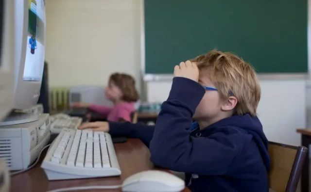 Mostarski učenici koriste računala stara i do 20 godina