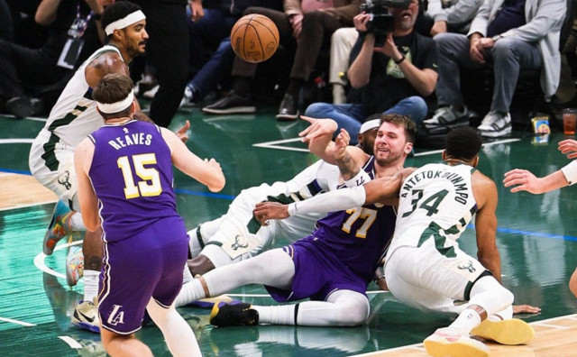 Dončić rasturio Buckse, Jokić s novim masterpieceom