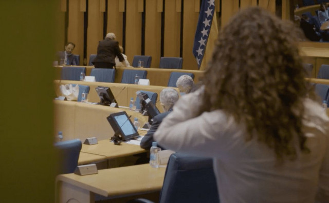 Pet zastupnika propustilo ključne sjednice, ali ne i naknadu od ukupno 75.000 KM