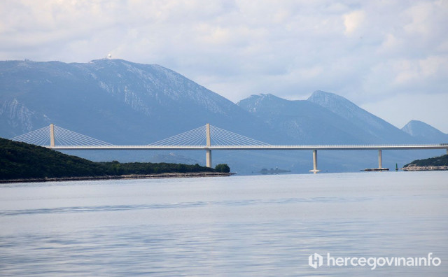 Više od dvije godine Pelješkog mosta: Je li Neum izgubio tranzit, a dobio pravu turističku publiku?