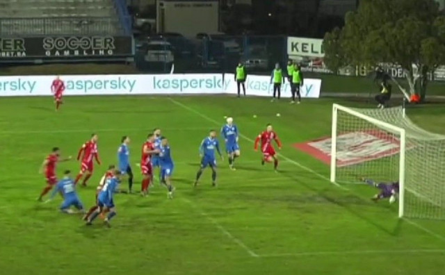 Je li lopta kod Jakovljevićevog gola prešla liniju?